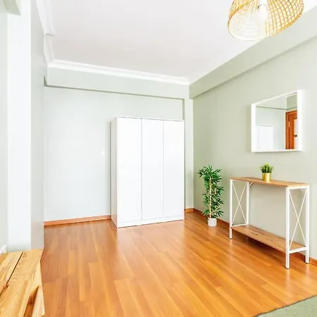 Apartment Spacious Flat Near Nisantasi - No7 Istanbul