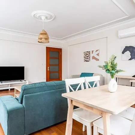 Apartment Spacious Flat Near Nisantasi - No7 Istanbul